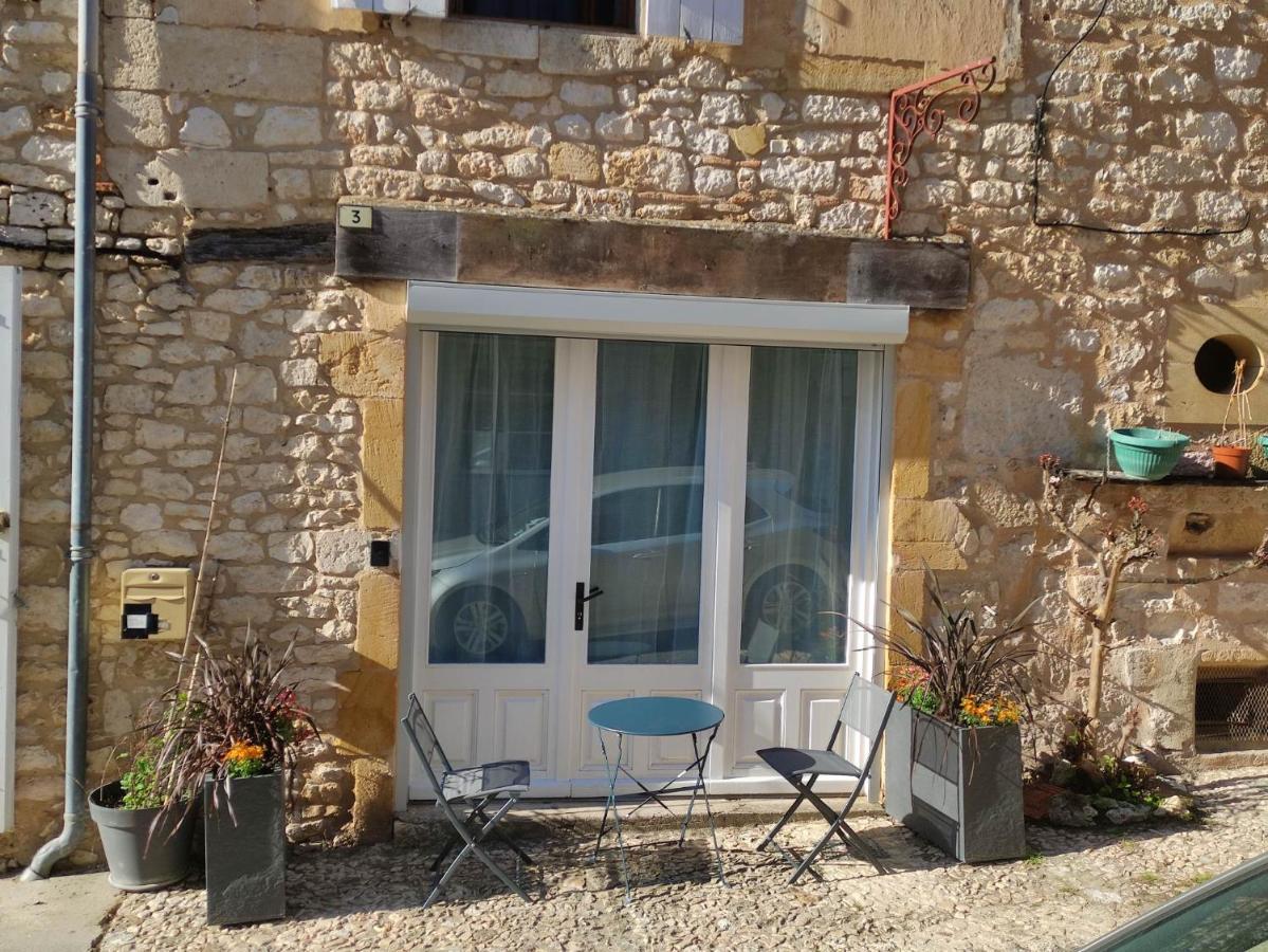 Au Bonheur Des Ruelles Panzió Monpazier Kültér fotó